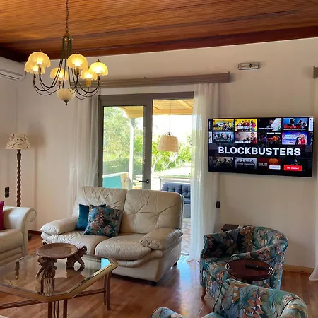 Ermis With Private Pool By Lefkadastay فيلة