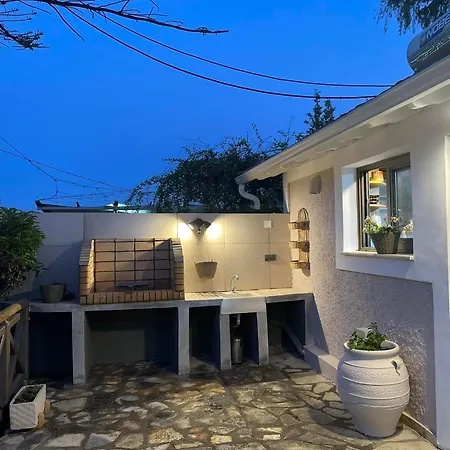 Villa Gyra - Ermis With Private Pool *