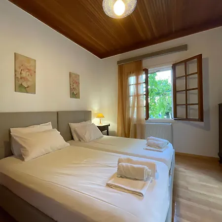 Villa Gyra - Ermis With Private Pool *